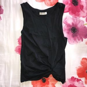 Abercrombie & Fitch Essentials Crop Knotted Tee